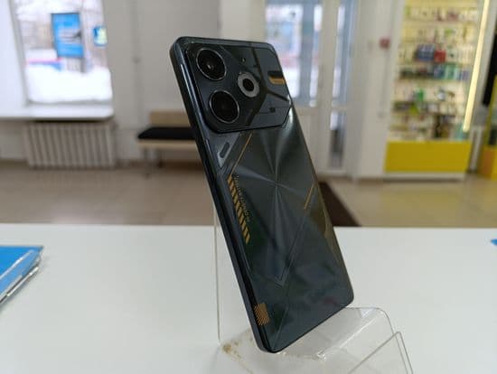 Фото 5: Tecno POVA 6 Neo 8/128GB по адресу г. Нижний Тагил, пр-т Вагоностроителей, 21