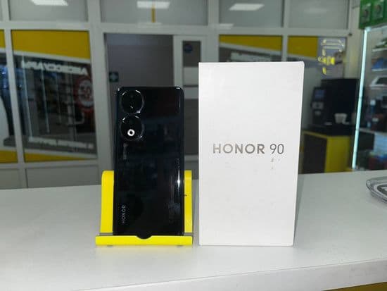 Фото 2: Honor 90 8/256Gb по адресу г.Североуральск, ул.Ленина,31