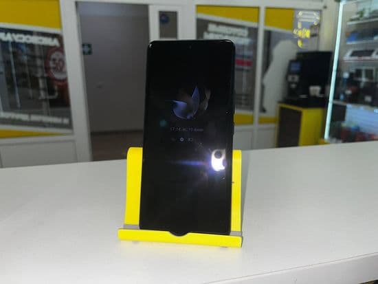 Фото 4: Honor 90 8/256Gb по адресу г.Североуральск, ул.Ленина,31