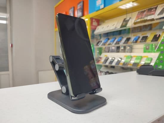 Фото 3: iQoo Z10 Lite 8/128GB по адресу г. Артемовский, ул. Свободы, 42