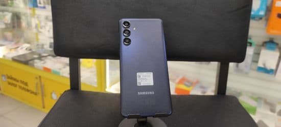 Фото 3: Samsung Galaxy M55 8/256GB по адресу г.В.Салда, ул. Сабурова, 6