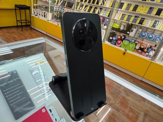 Фото 1: Realme 12 4G 8/128GB по адресу г. Нижний Тагил, ул. Садовая, 2