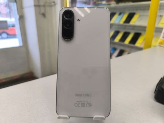 Фото 6: Samsung Galaxy A56 8/128GB по адресу г.Н.Тагил, пр-т Мира,71