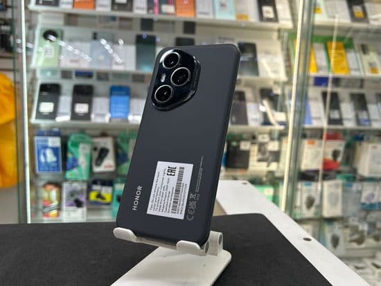 Фото 1: Honor 400 Pro 12/512GB по адресу г.Серов, ул.Ленина,215