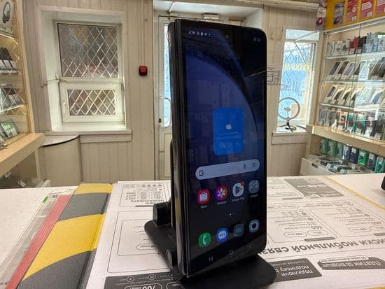 Фото 1: Samsung Galaxy Z Fold5 12/256GB по адресу г.Серов, ул.Ленина,215
