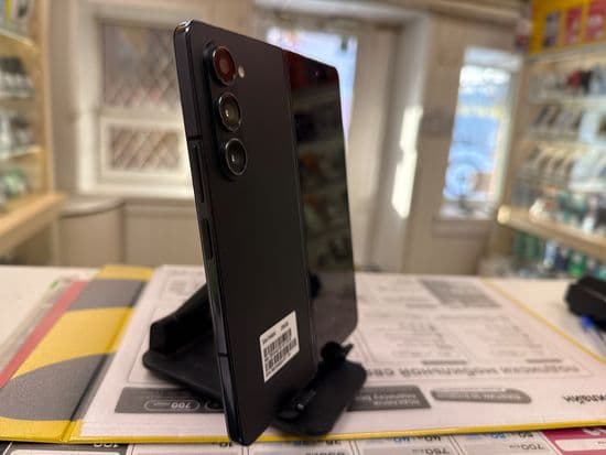 Фото 2: Samsung Galaxy Z Fold5 12/256GB по адресу г.Серов, ул.Ленина,215
