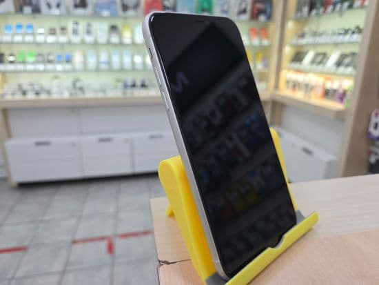 Фото 4: Apple iPhone 11 64Gb по адресу г.Карпинск, ул.Мира,65