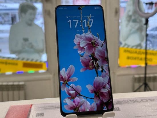 Фото 1: Huawei Nova 12i 8/256GB по адресу г.Н.Тагил, Фрунзе 37б к2