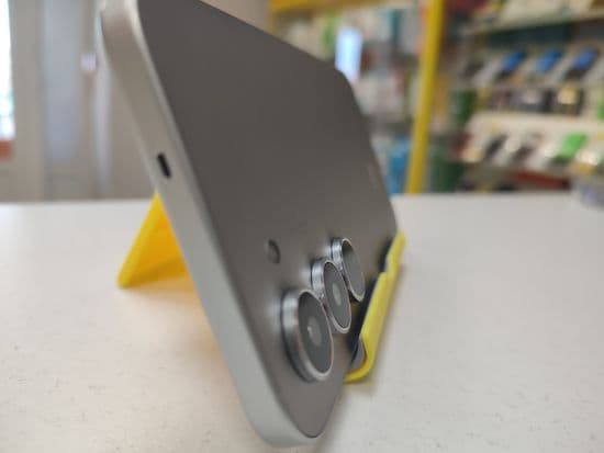 Фото 1: Tecno Spark 40 Pro 8/128GB по адресу г. Артемовский, ул. Свободы, 42