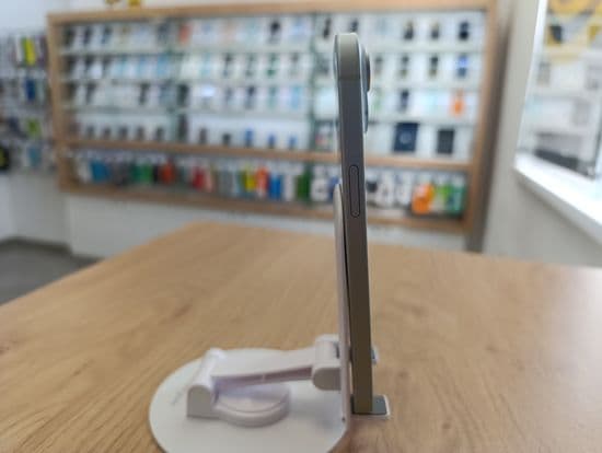 Фото 7: Apple iPhone 15 256GB по адресу г.Верхотурье, ул.Карла Маркса,3а