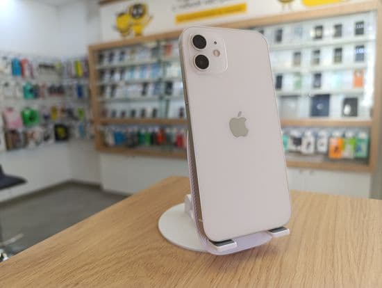 Фото 5: Apple iPhone 12 128GB по адресу г. Верхотурье, ул. Карла Маркса, 3а