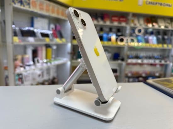 Фото 4: Apple iPhone 13 128GB по адресу г. Севастополь, Северная, площадь Захарова, 1Ж, «Новая Ярмарка», пав. 7
