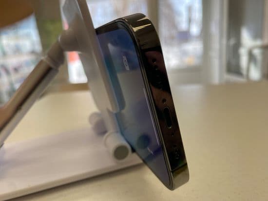 Фото 3: Apple iPhone 13 Pro 256Gb по адресу пос. Баранчинский, ул.Коммуны,45