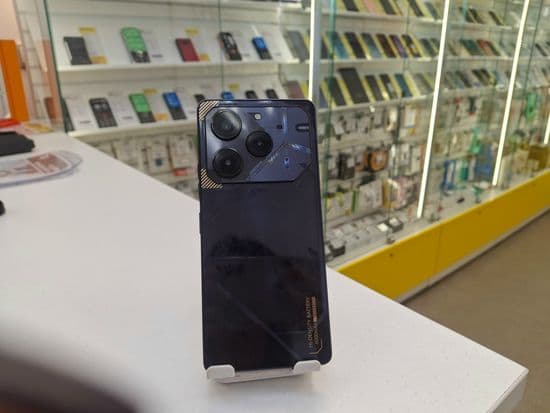 Фото 2: Tecno POVA 6 Pro 5G 8/256GB по адресу г.Кушва, ул.Строителей,12