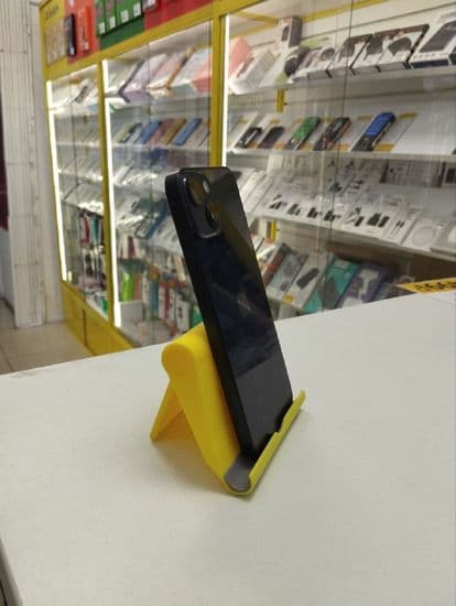 Фото 4: Apple iPhone 13 128GB по адресу г. Карпинск, ул. Колхозная, 56