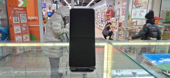 Фото 4: Samsung Galaxy Z Flip3  8/256GB по адресу г.Н.Тагил, ул.Юности,16