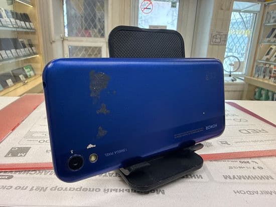 Фото 2: Honor 8S 2/32GB по адресу г.В.Тура, ул. Иканина, 90