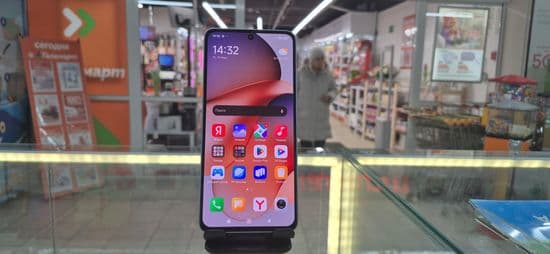 Фото 2: Xiaomi Redmi Note 13 8/256GB по адресу г.Н.Тагил, ул.Юности,16
