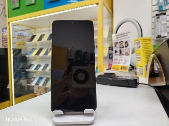 Фото 3: Xiaomi Poco X7 Pro 12/512GB (жёлтый) по адресу г.Н.Тагил, пр-т Мира,71