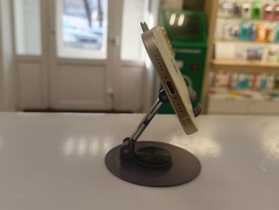 Фото 1: Apple iPhone 15 256GB по адресу г.Н.Тагил, ул.Металлургов,50Б
