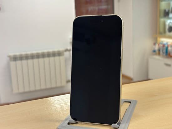 Фото 3: Apple iPhone 15 256GB по адресу г.Н.Тура, Усошина,1