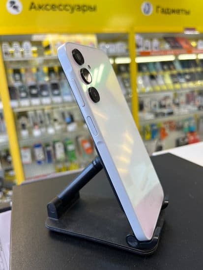 Фото 6: Samsung Galaxy A15 4/128GB по адресу г. Кировград, ул. Свердлова, 70