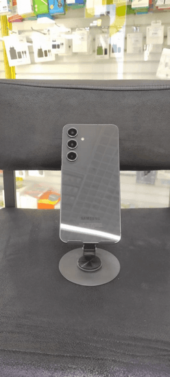 Фото 6: Samsung Galaxy S24 FE 8/256GB по адресу г.В.Салда, ул. Сабурова, 6