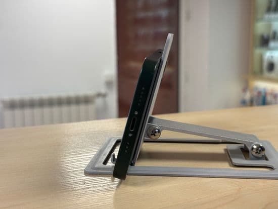 Фото 3: Apple iPhone 13 128GB по адресу г. Нижняя Тура, ул. Усошина, 1