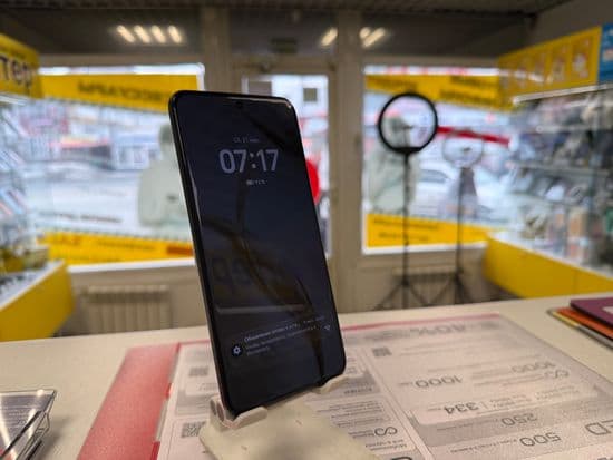 Фото 1: Honor 200 8/256GB по адресу г.Н.Тагил, Фрунзе 37б к2