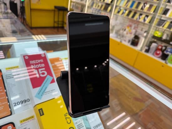 Фото 1: Samsung Galaxy S21 5G 8/256GB по адресу г.Н.Тагил, ул.Металлургов,58а