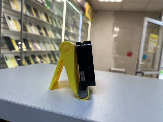 Фото 3: Changcheng Flip phone по адресу г. Нижняя Тура, ул. Усошина, 6