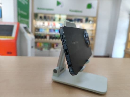 Фото 1: Tecno Spark 30 Pro 8/128GB по адресу г.В.Тагил, ул.Ново-Уральская,52