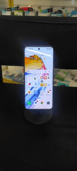 Фото 1: Honor X9b 12/256GB по адресу г.В.Салда, ул. Сабурова, 6