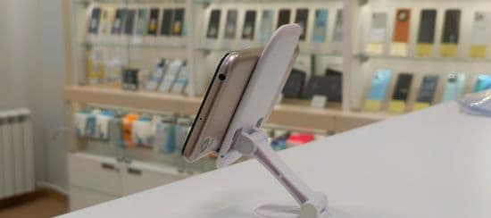 Фото 3: Honor 8S 2/32GB по адресу г.Новая Ляля, ул.Розы Люксембург,69в