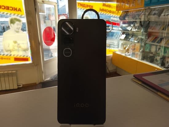 Фото 2: iQoo Z10 Lite 8/128GB по адресу г. Нижний Тагил, ул. Фрунзе, 37б к2