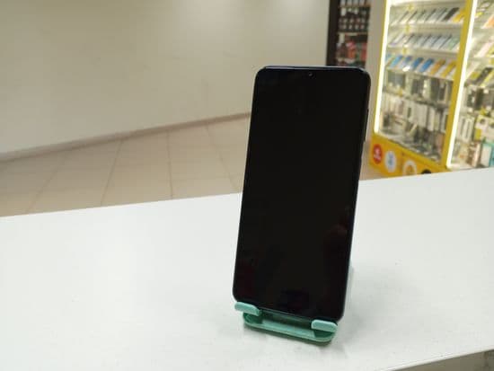 Фото 2: Samsung Galaxy M33 (5G) 8/128GB по адресу г. Кушва, ул. Строителей, 6