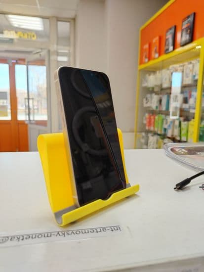 Фото 5: Apple iPhone 12 mini 128GB по адресу г. Североуральск, ул. Ленина, 31
