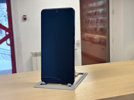 Фото 2: Xiaomi Redmi Note 14 8/256GB по адресу г. Нижняя Тура, ул. Усошина, 1