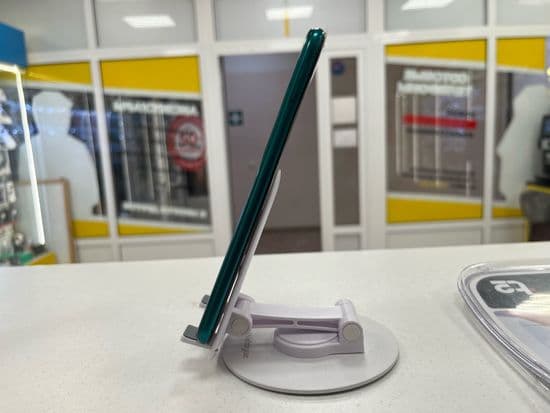 Фото 2: Honor 8A 3/64Gb по адресу г. Североуральск, ул. Ленина, 31