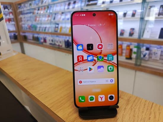 Фото 5: Realme 15T 8/256GB по адресу г. Карпинск, ул. Мира, 54