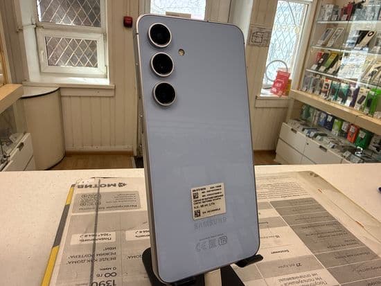 Фото 1: Samsung Galaxy S24 FE 8/128GB по адресу г.В.Тура, ул. Иканина, 90