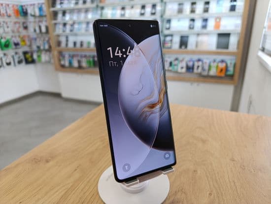 Фото 5: Tecno Camon 30S 8/256GB по адресу г. Верхотурье, ул. Карла Маркса, 3а