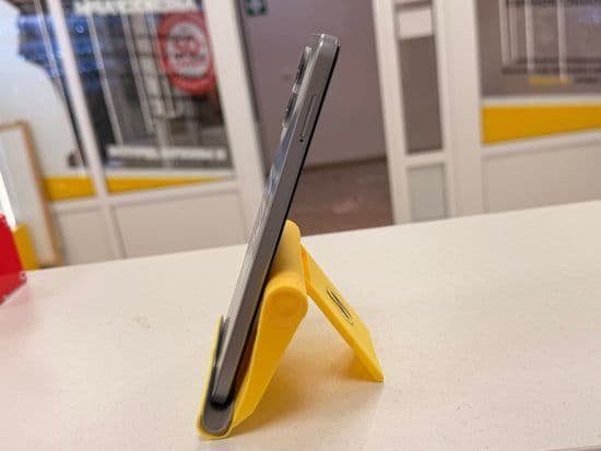 Фото 1: Tecno Spark Go 3 4/128GB (серый) по адресу г. Североуральск, ул. Ленина, 31
