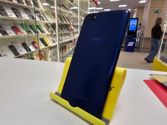 Фото 1: Honor 7A 2/16Gb по адресу пос.Свободный, ул. Свободы, 38