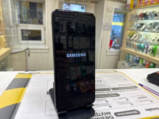 Фото 1: Samsung Galaxy A13 4/128GB по адресу г. Верхняя Тура, ул. Иканина, 90