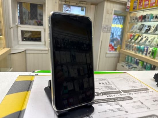 Фото 1: Apple iPhone 11 128Gb по адресу г.В.Тура, ул. Иканина, 90