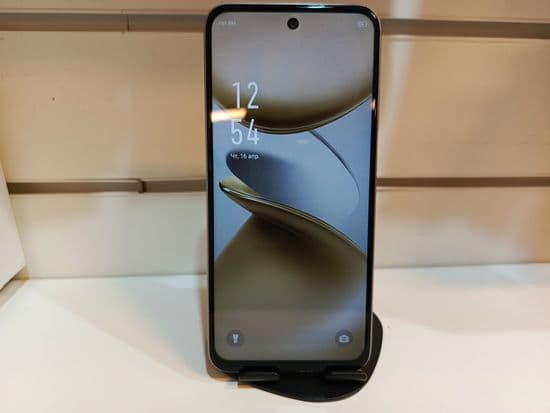 Фото 2: Infinix Smart 9 4/128GB по адресу г.Карпинск, ул.Колхозная,56