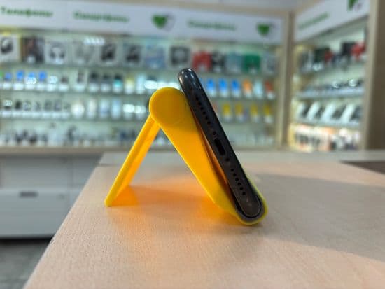 Фото 1: Apple iPhone 11 64Gb по адресу г.Карпинск, ул.Мира,65