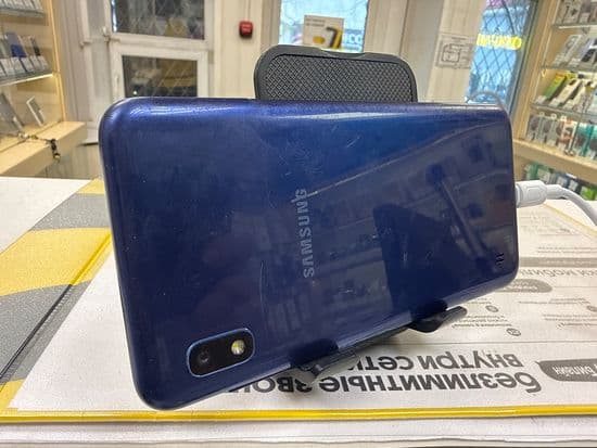 Фото 2: Samsung Galaxy A10 2/32Gb по адресу г. Верхняя Тура, ул. Иканина, 90