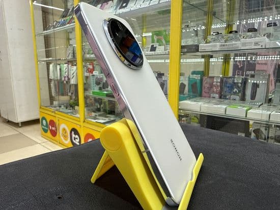 Фото 5: Honor Magic 7 12/256GB по адресу г.Н.Тагил, пр-т Ленинградский,28